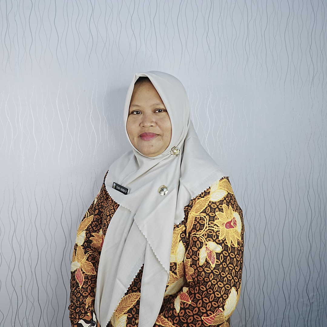 Dian Nora Pratiwi, SE