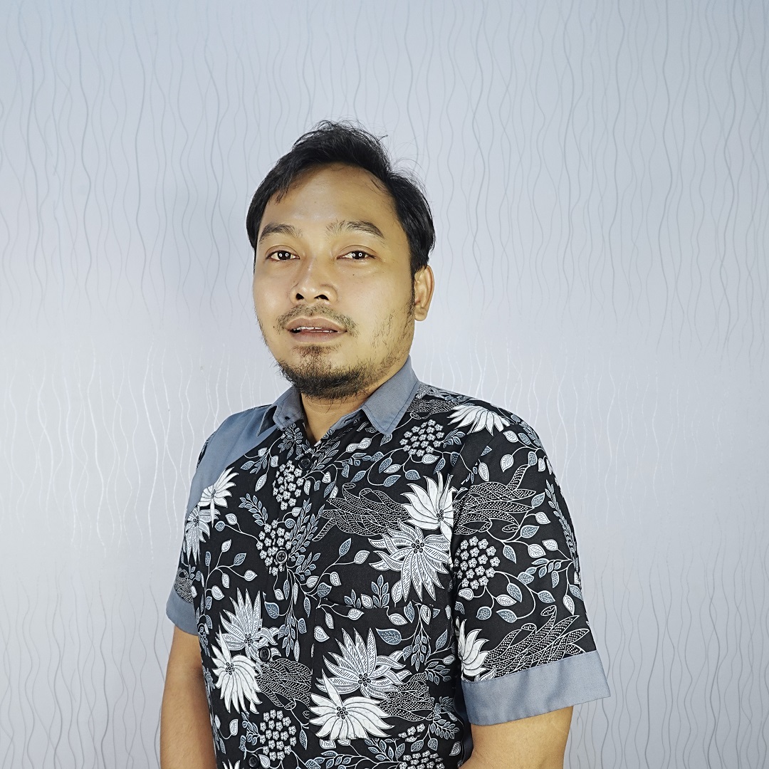 Dadhuk Dwi Purnomo, S.Pd